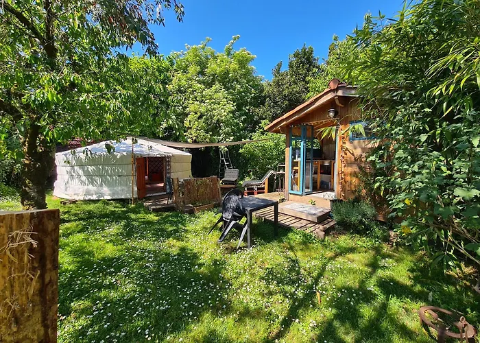 La Yourte Du Jardin Cache